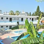 Yiannis Yard & 4* İstanköy