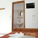 Yiannis Yard & Apart Otel 4*