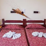 Yiannis Yard & Apart Otel