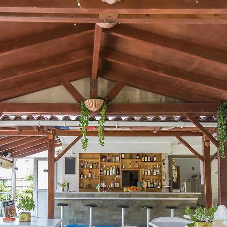 Apartahotel Yiannis Yard & Cos