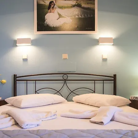 Yiannis Yard & 코스 타운