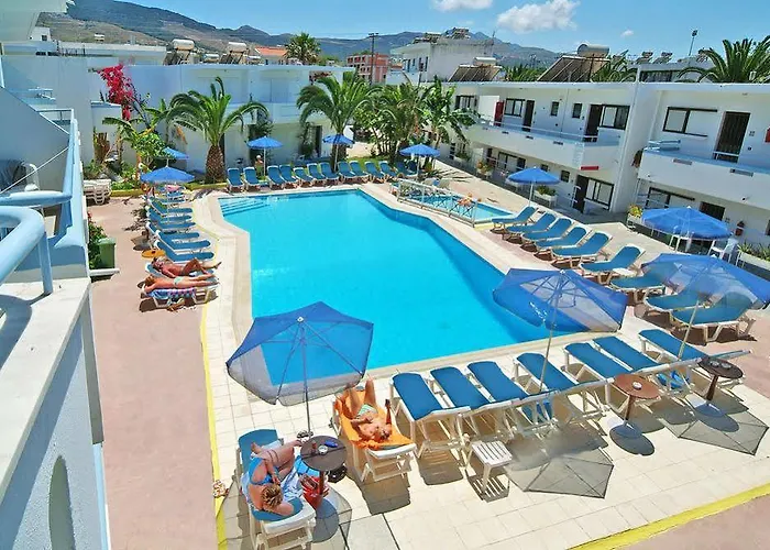Yiannis Yard & Hotel apartamentowy 3*