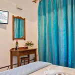 Aparthotel Yiannis Yard &