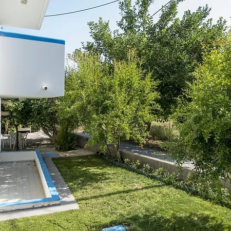 Aparthotel Yiannis Yard & 4*