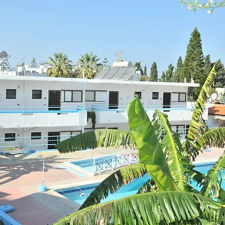 Yiannis Yard & 4* Kos