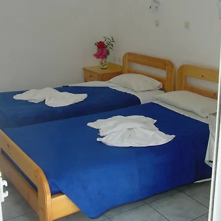 Апарт-отель Yiannis Yard &