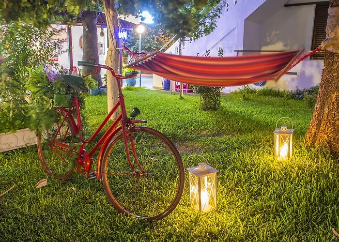 Yiannis Yard & بلدة كوس