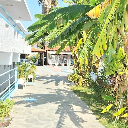 Yiannis Yard & Hotel de apartamente