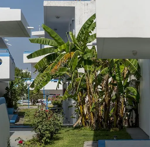 מלון דירות Yiannis Yard &