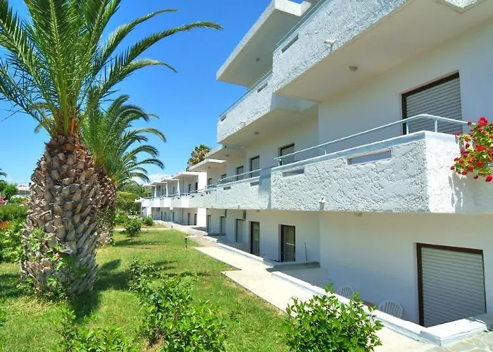 Yiannis Yard & 4* העיירה קוס
