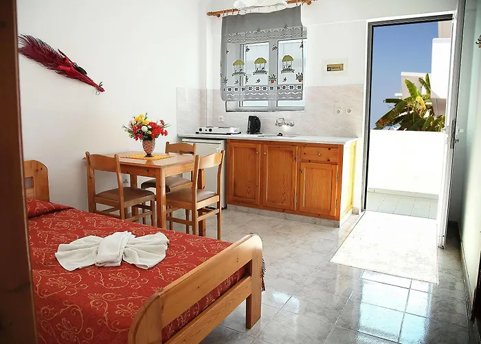 Yiannis Yard & 4* העיירה קוס
